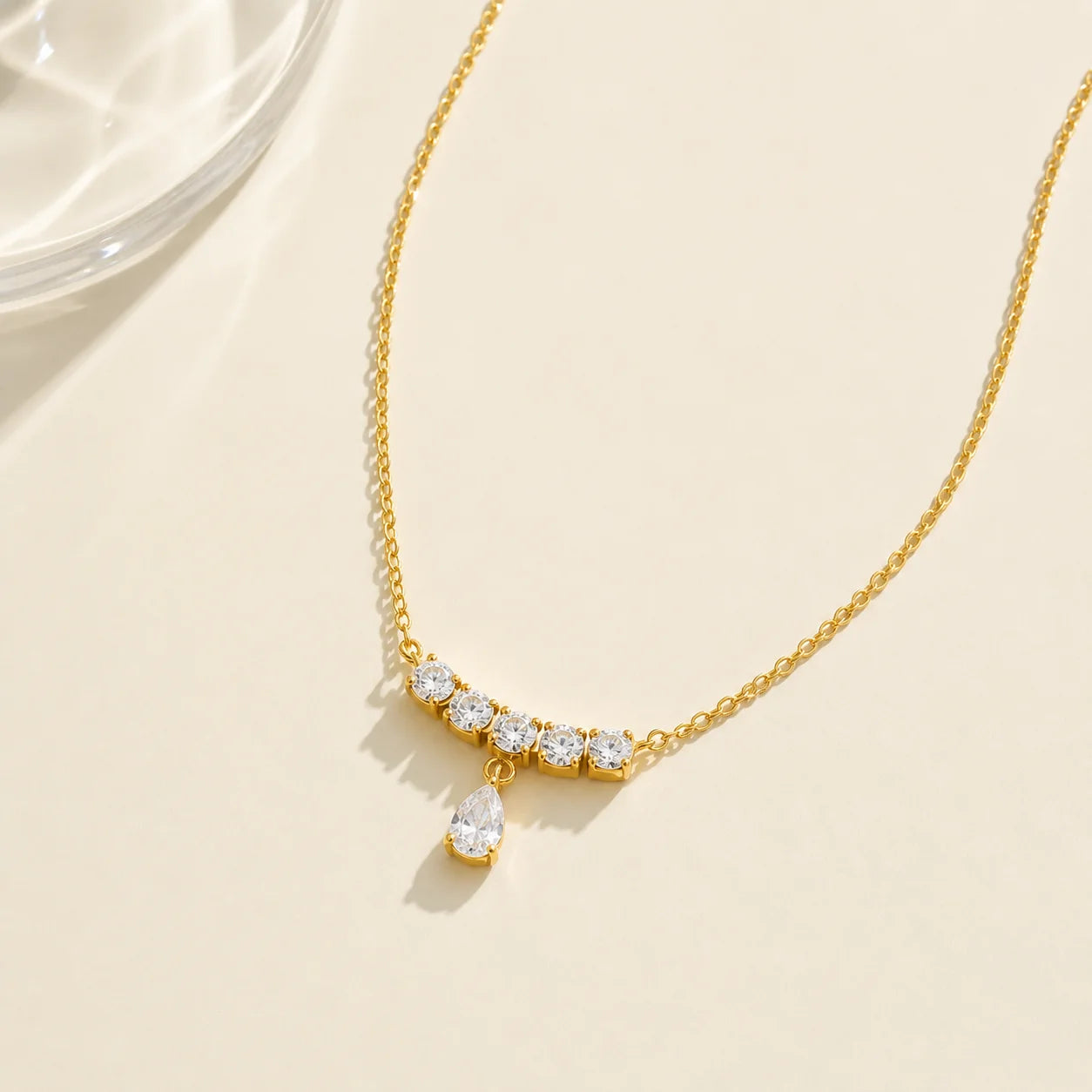 Delicate necklace