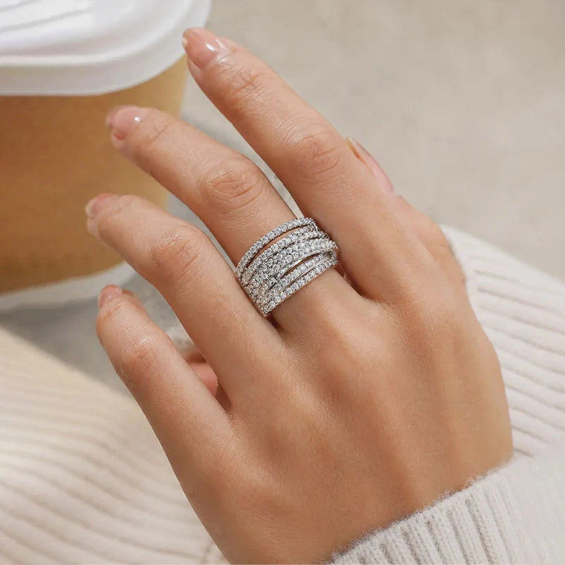 Crisscross wrap ring