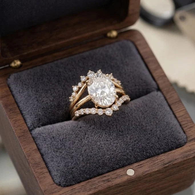 Lunar Curve Ring Set