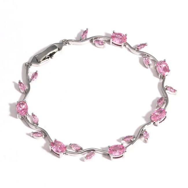 🎁 Exquisite Rose Bracelet