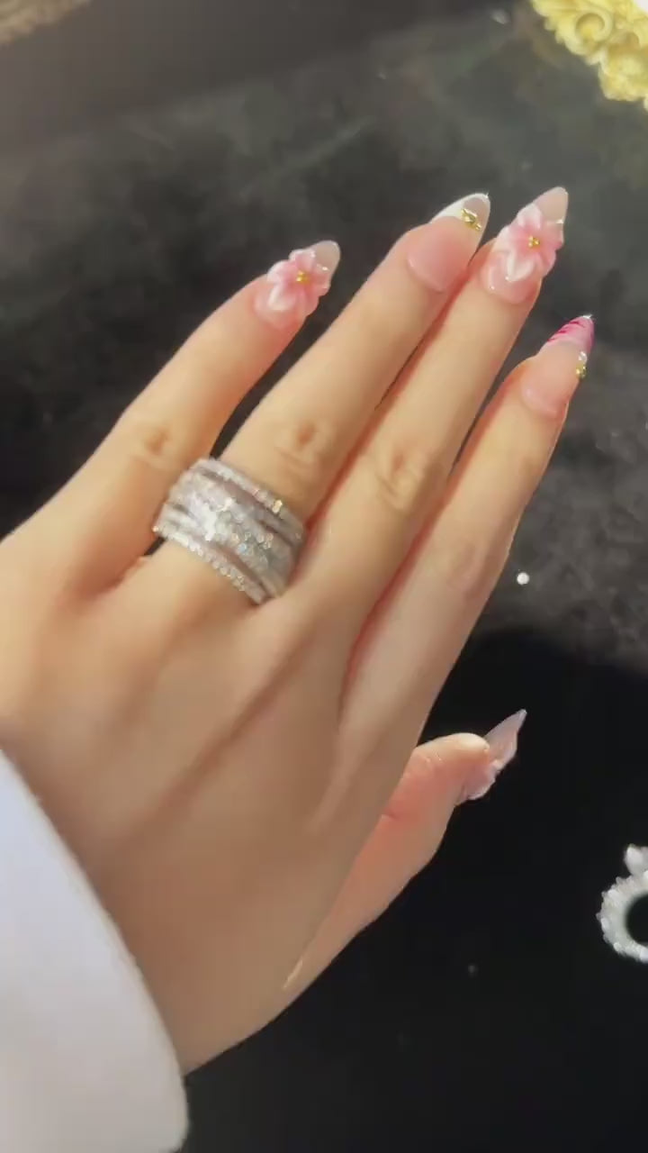 Crisscross wrap ring