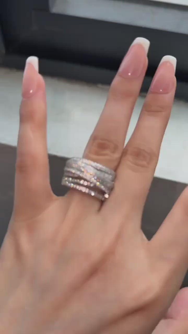 Adjustable ring